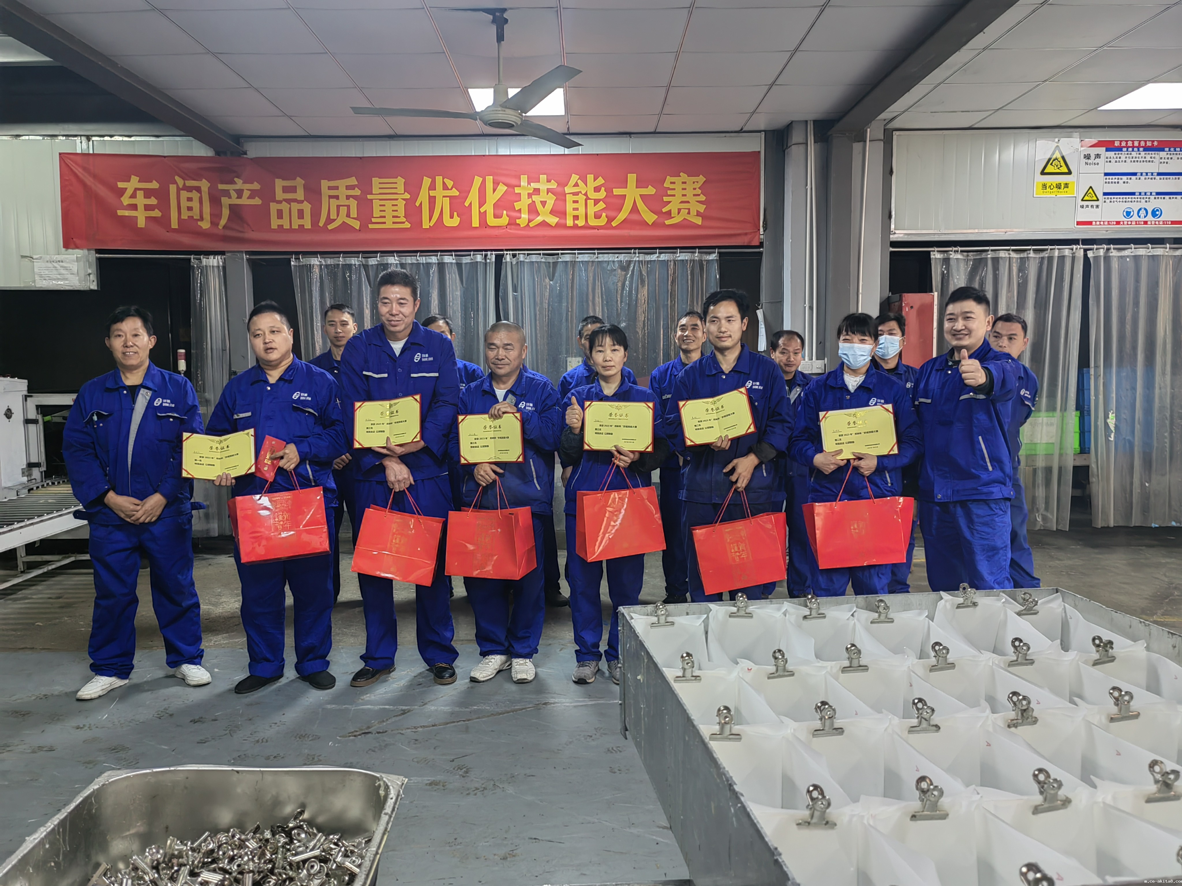 必威中文官网热熔胶